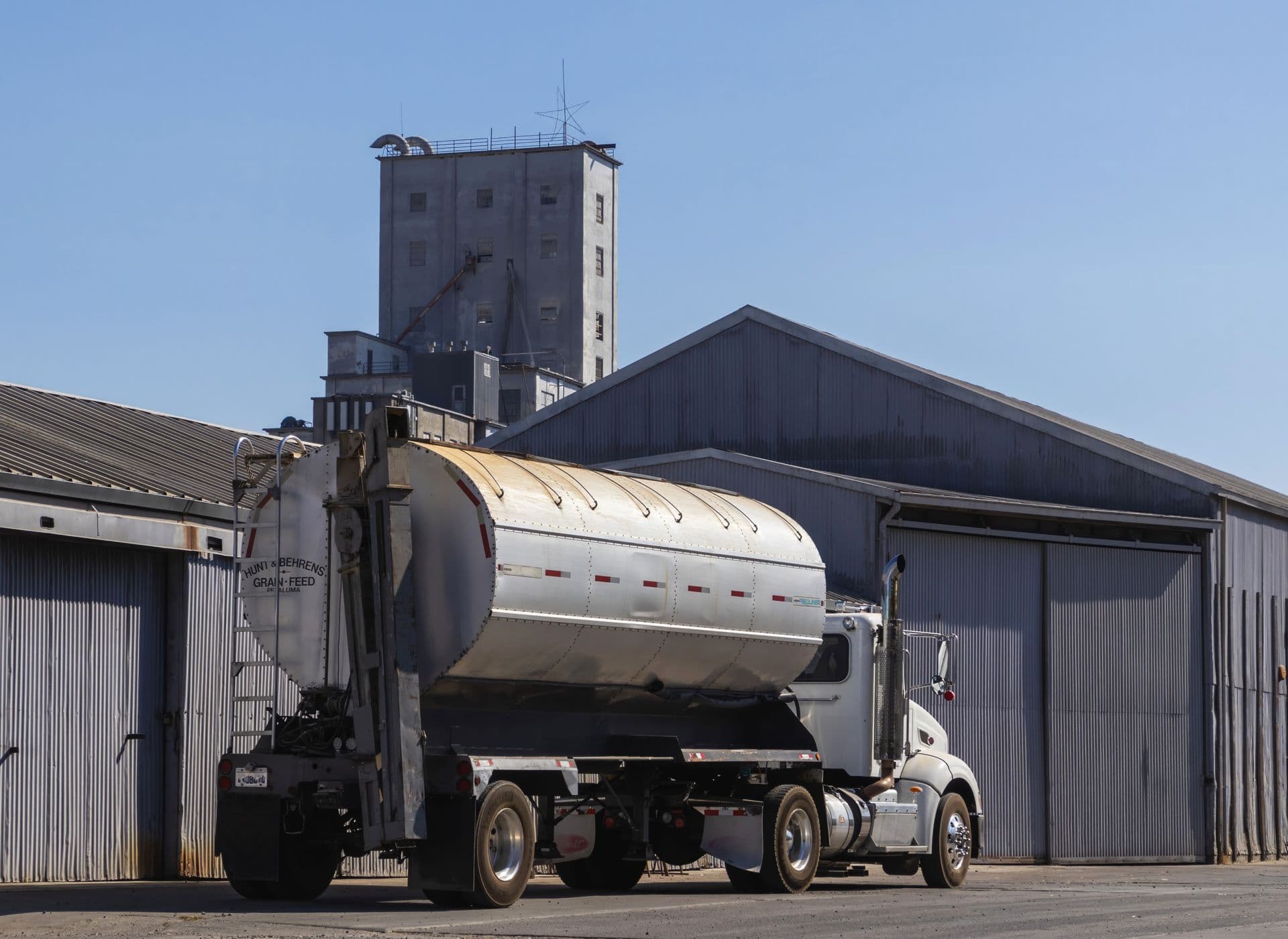 Tanker trailer parked at a warehouse yard